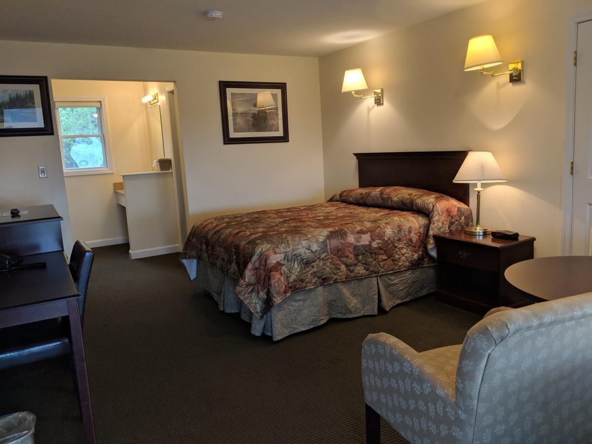 Rangeley Saddleback Inn Exterior photo