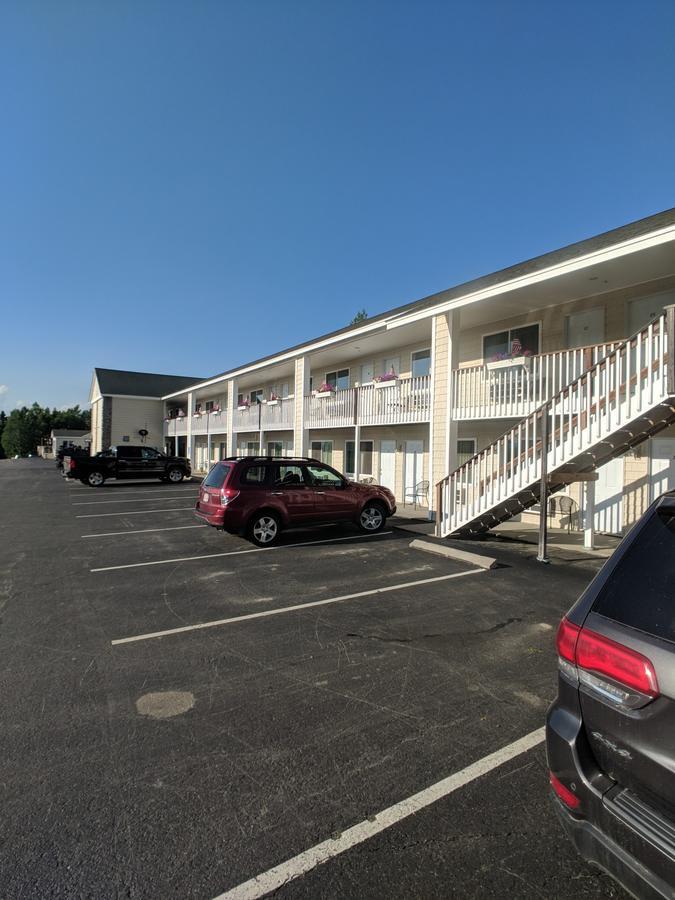 Rangeley Saddleback Inn Exterior photo